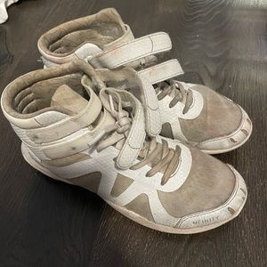 worn nfinity high top cheer shoes